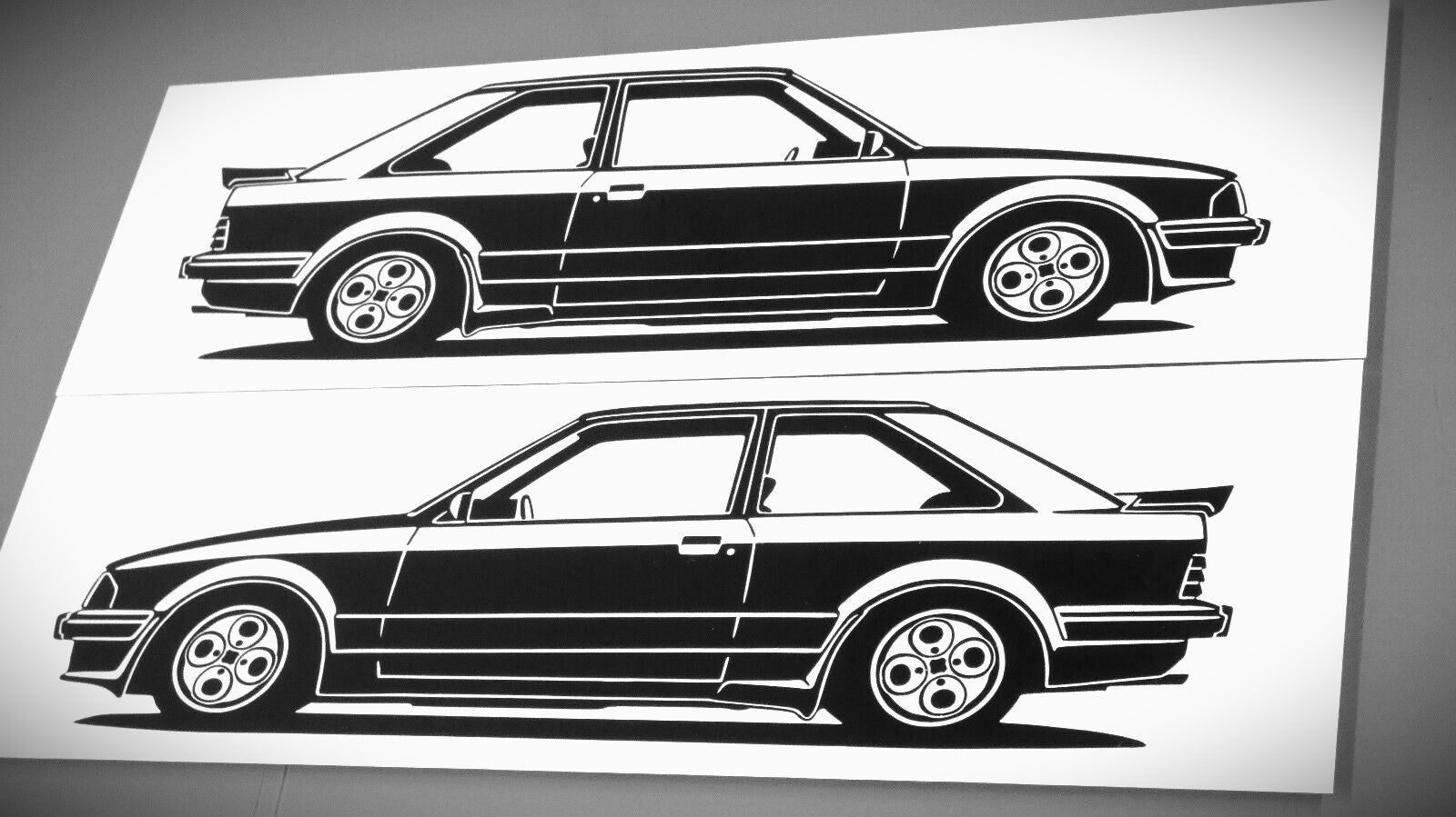 Ford Escort XR3i Aufkleber Sticker Silhouette Fahrzeugansicht Links und Rechts